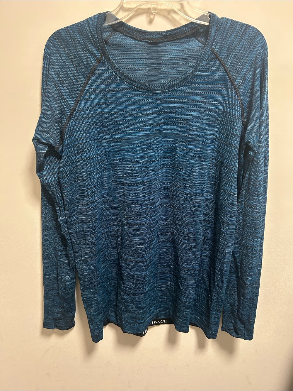 lululemon athletica Blue Patterned Long-Sleeve swiftly Tee